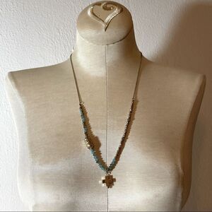Gold and turquoise glass beads necklace